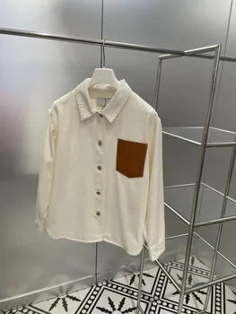 Рубашка из джинсовой кожи с карманом, застегивающаяся спереди на пуговицы из денима, классический воротник и манжеты