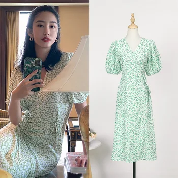 [В наличии] Yang CaiYu 2023 летнее новое модное шифоновое платье с цветочным рисунком для похудения средней длины